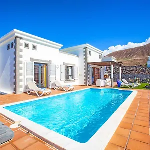  Villa Silvana